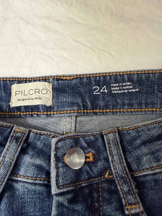 PILCRO ANTHROPOLOGIE Kenna Mid Rise Heritage Barrel Jeans Camo Patchwork 24 - Picture 6 of 11